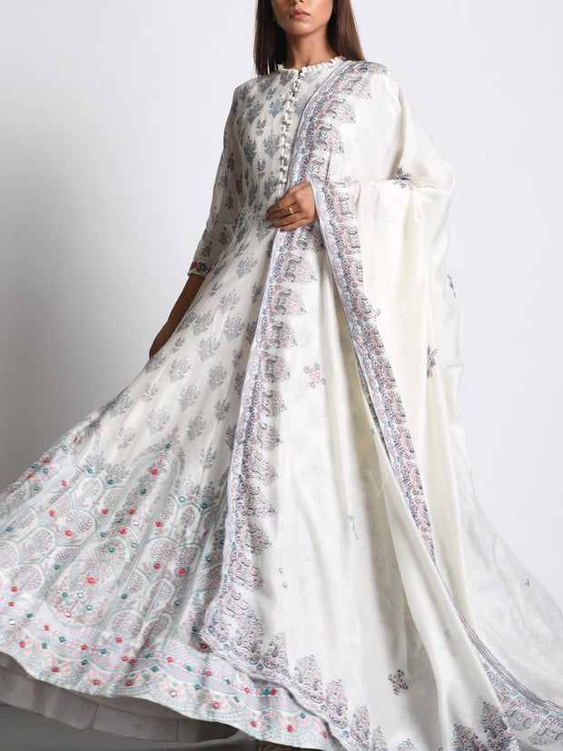 Off White Chanderi Silk Anarkali Gown