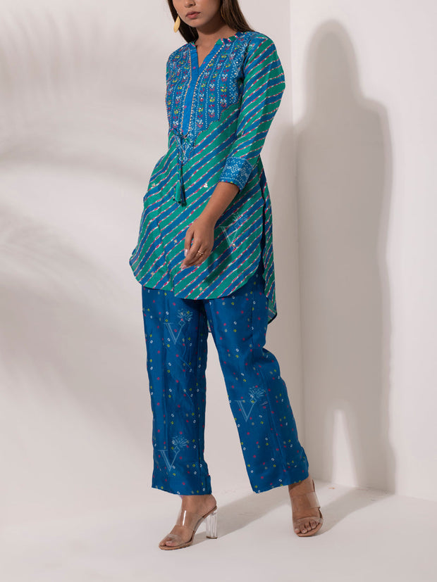 Blue And Green Vasansi Silk Kurta Set