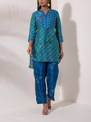 Blue And Green Vasansi Silk Kurta Set