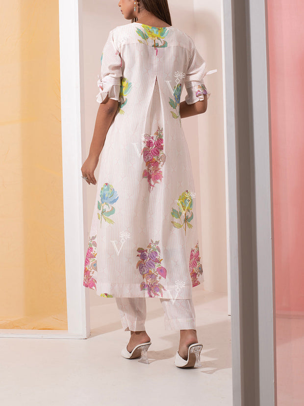 Off White Floral Kurta Pant Set