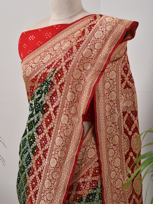 Red And Green  Bandhani Zari Saree